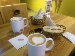 -Who乎coffee&bar