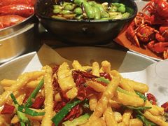 -巴厘龙虾·榜首油焖大虾(音乐学院·沿江酒馆店)