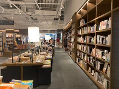 -茑屋书店(天目里店)