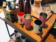 零售区-星巴克臻选(南京艾尚天地店)