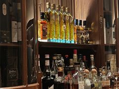 -DM Distiller & Mixologist Whisky Cocktail Bar