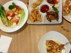 -必胜客(WOW南雄店)