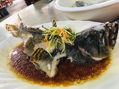 -四川小胡子海鲜(丁村万人海鲜广场店)