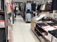 -优衣库(上海金桥国际商业广场店)