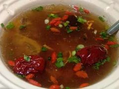 -小六汤包砂煲菜(文景路店)