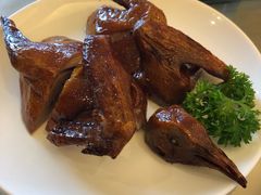 脆皮烧乳鸽-海逸海鲜酒家(古北店)