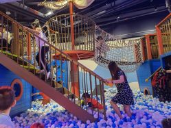 -幻贝家儿童乐园(苏州中心店)