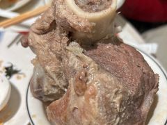 -三人行骨头王火锅(长寿店)