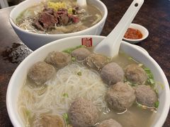 -潮镇老尾牛杂(环城西路店)