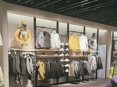 -凯乐石KAILAS(万国奥特莱斯店)
