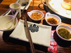 -巴邑火锅·夜宵(港隆广场店)