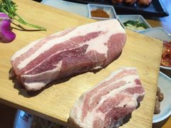 -唯成•韩国炭火烤肉 유성고기