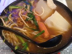 -星林居酸辣米线餐厅