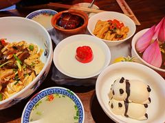 -李犟大爆鳝面·手工蟹黄包(湖滨西湖店)