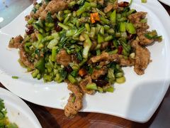 怪味牛柳-恩宏德餐馆(平山道店)