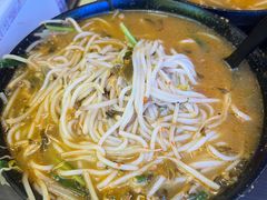 -星林居酸辣米线餐厅