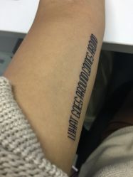 -越域刺青