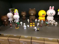-LINE FRIENDS Garosu-gil Flagship Store