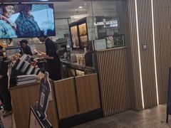 -霸王茶姬(静安大悦城店)