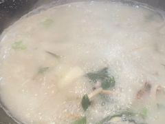 -陈大锅·岳阳鱼馆·地道岳阳菜(美食街店)