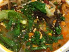 -丽丽三鲜螺蛳粉(田林路店)