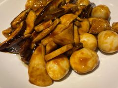 鲜菌鹌鹑蛋-小放牛炒菜馆(裕华万达店)