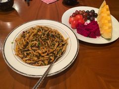 -华夏食府中餐厅(中原路店)