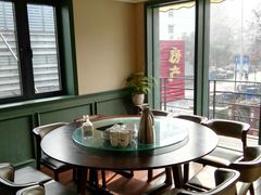 靠窗位-手拉手美食(清河路店)