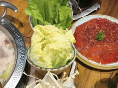 -东巴婆婆云南鱼豆花火锅(大东门店)