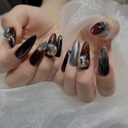 -Nail Me美甲美睫