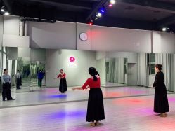 -星秀丽模特T台·舞蹈师资培训中心