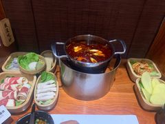 -独食火锅·半米屋台(直营总店)