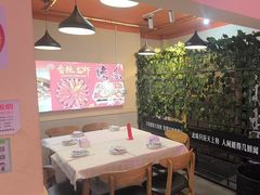 -海盗船. 龙虾烧烤. 酒馆