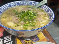 -小国抻面大烧烤馆