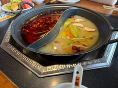 -佬土鹅肠火锅(扬中步行街店)