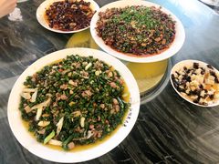 -江湖黑大兔(杨家坪店)