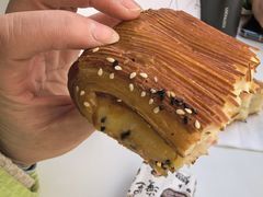 -VERIE BAKEHOUSE