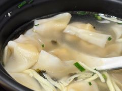 -馋三尺蟹粉小笼(人民广场店)