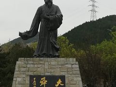 -舜耕山庄四时万和自助餐厅