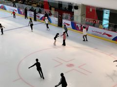 -全明星滑冰俱乐部(万象城店)