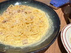 -玛格萝妮比萨屋(四平店)