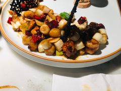 -初蓉丨遇见新川菜(亲贤街荣耀店)