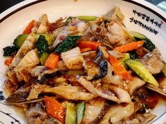 生炒鱼头-广迎居老正兴菜馆