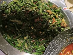 青椒鲍鱼花甲鸡-嘎嘎鸭脑壳(蜀汉路店)