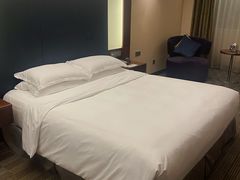 -上海浦东假日酒店
