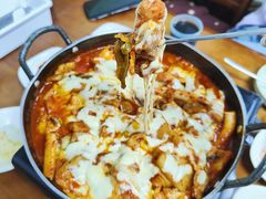 -亲昵春川鸡排(韩国美食街店)