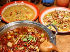 -泥糊破店小酒馆·团建聚餐(南京西路店)