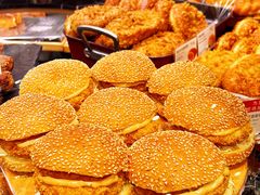 -巴黎贝甜·生日蛋糕(环球中心店)