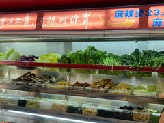 -菲哥麻辣烫(贵山小区店)