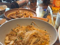 -头上红煨盐鸡·非遗院子餐厅
